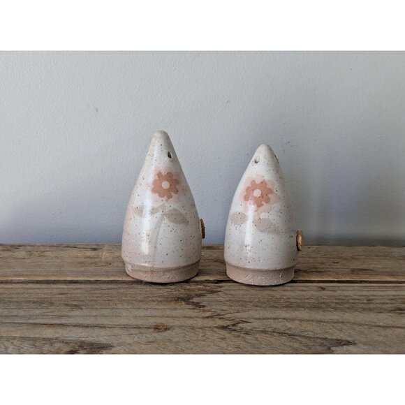 3/25$ Teardrop Ceramic Salt and Pepper Shakers, bird house style - Picture 1 of 6